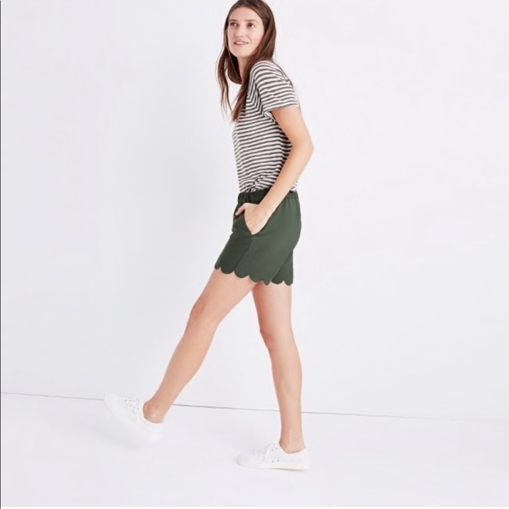 Madewell scalloped hem shorts - NWOT - Size Small